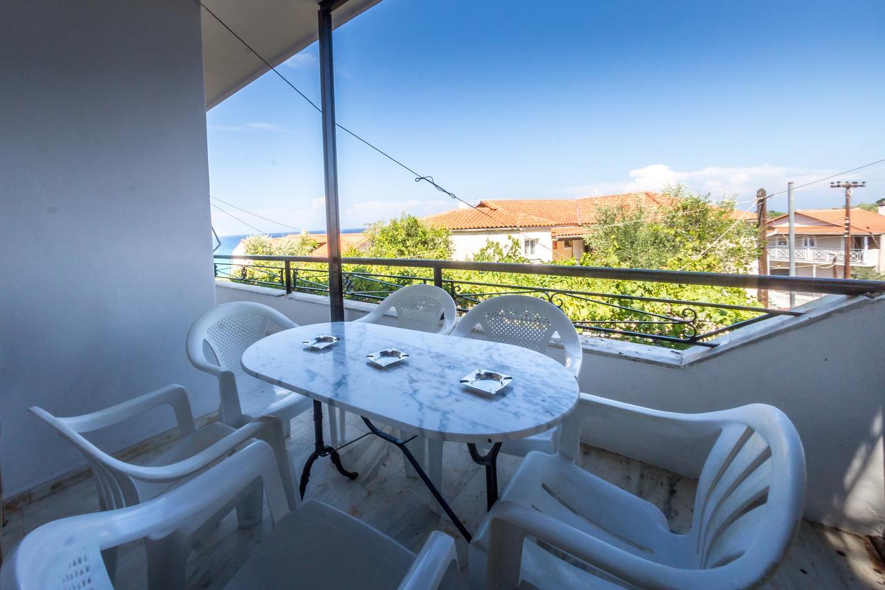 Velendzas Holidays Alykanas  Ngoại thất bức ảnh