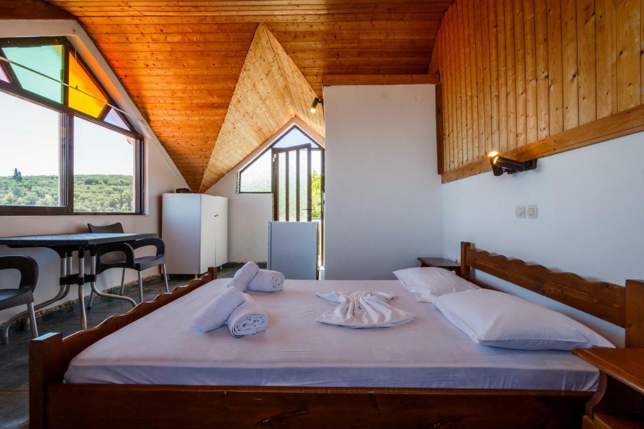 Velendzas Holidays Alykanas  Ngoại thất bức ảnh