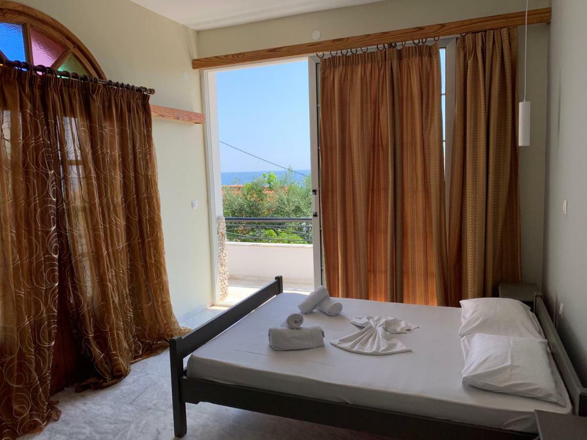 Velendzas Holidays Alykanas  Ngoại thất bức ảnh