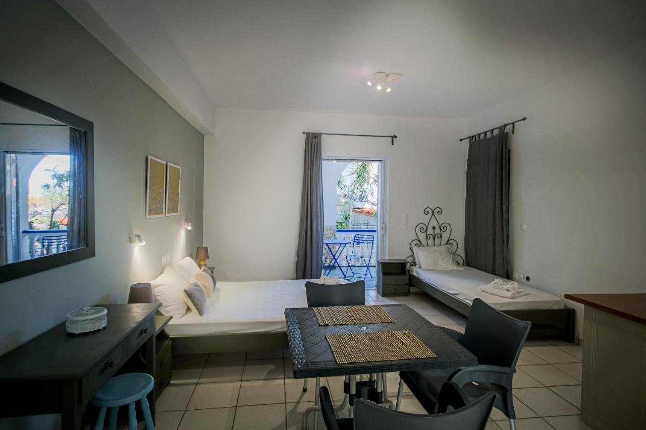 Velendzas Holidays Alykanas  Ngoại thất bức ảnh