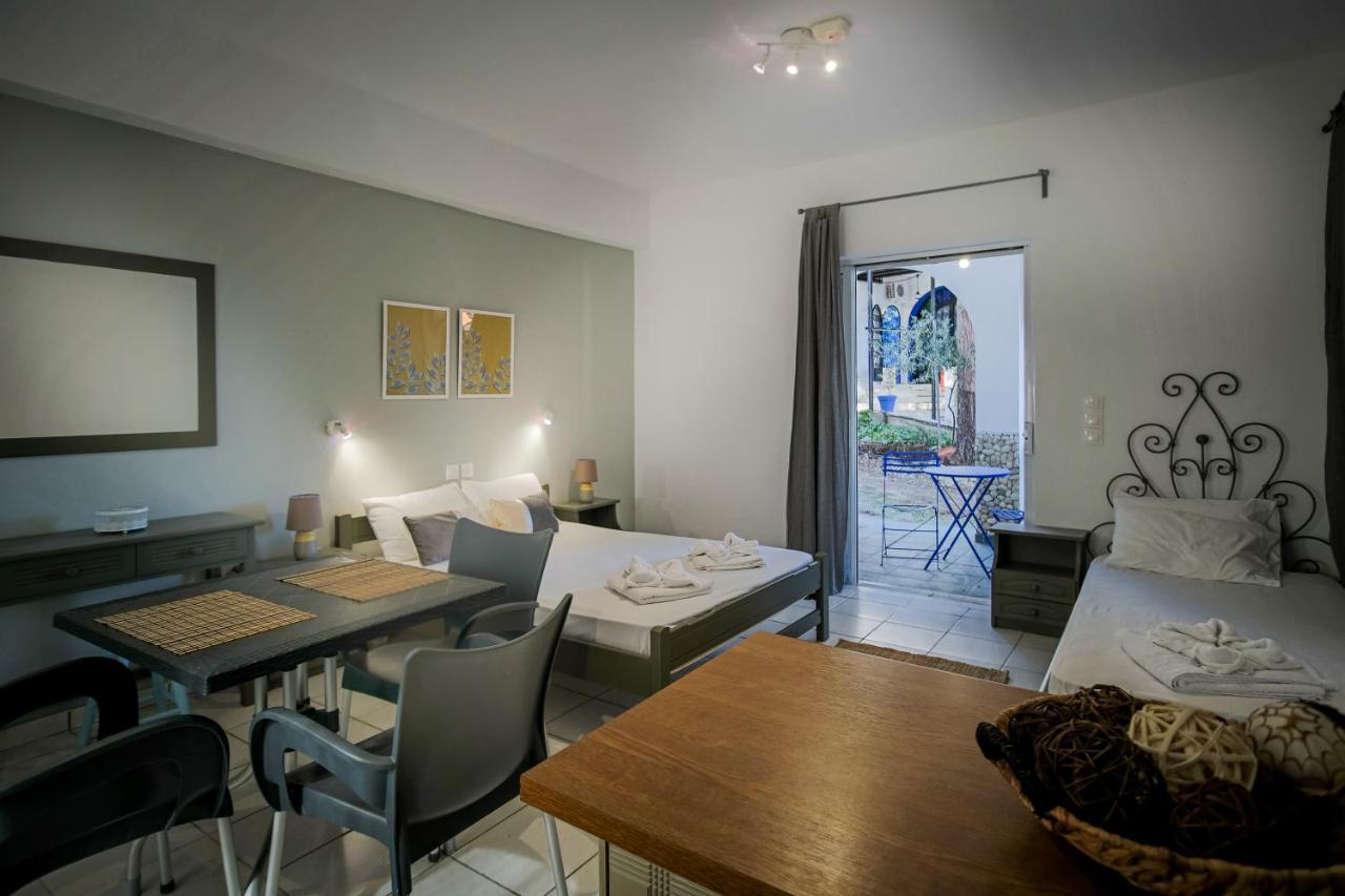 Velendzas Holidays Alykanas  Ngoại thất bức ảnh