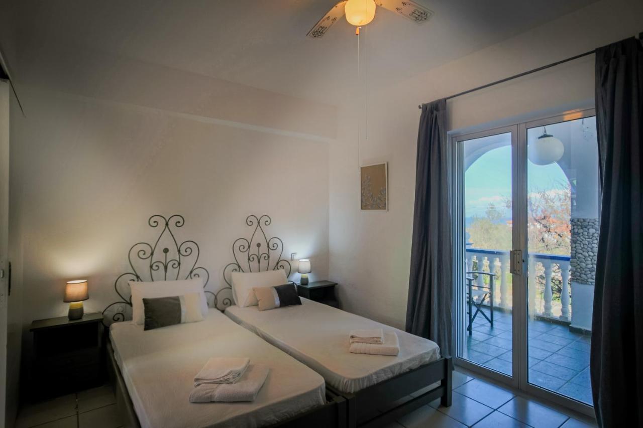 Velendzas Holidays Alykanas  Ngoại thất bức ảnh